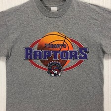 Toronto Raptors Vintage Single Stich T-Shirt Vintage NBA Basketball Graphic Tee