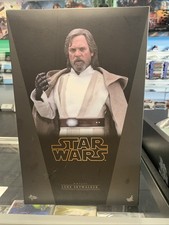 Hot Toys Star Wars Luke Skywalker MMS390 The Force Awakens 1 6 Figure New