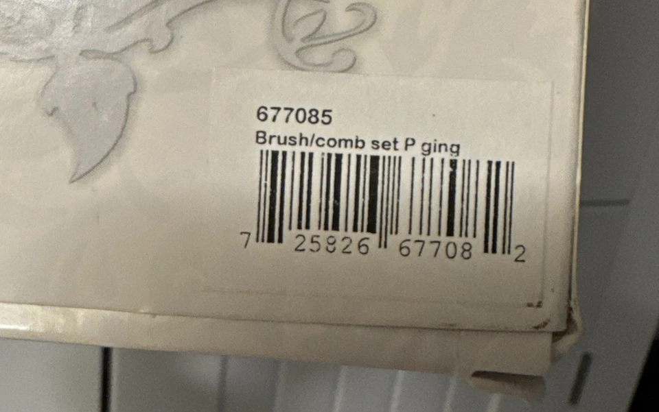 Juego de Calcetines, Cepillo y Peine Rosa Bebé Infantil Vintage EE. UU. Nueva Caja Dañada Foto 3 de 4