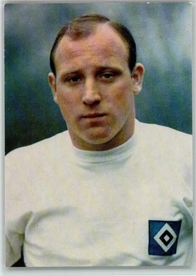 12079886-Aral collectible pictures postcard-Uwe Seeler football