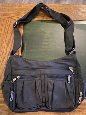 Women s Handbag/Shoulder Black..Brand-unsure