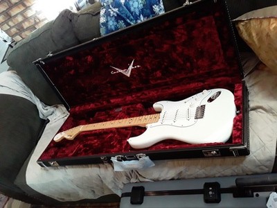 Fender Custom Shop Jimi Hendrix Voodoo Child Stratocaster Electric Guitar -