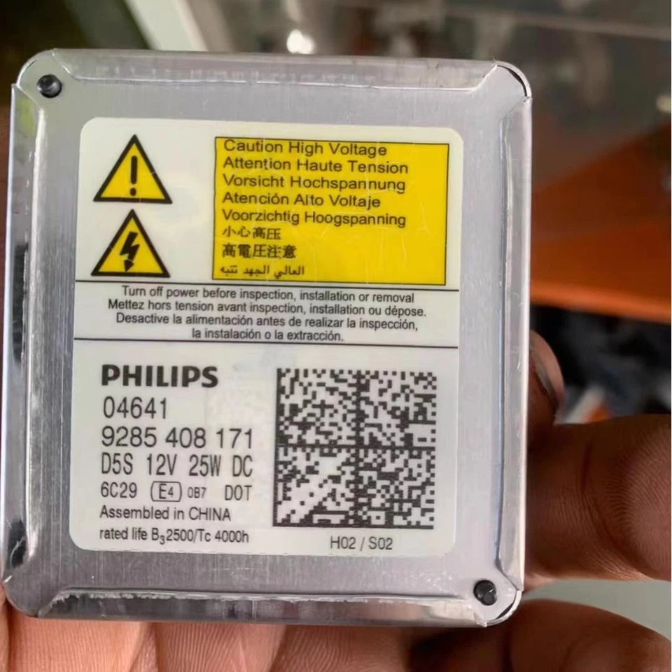 2X OEM D5S Philips Xenon Bulb K Original Genuine HID D5S 12V 25W PK32d-7 Bulbs - Image 2 of 4