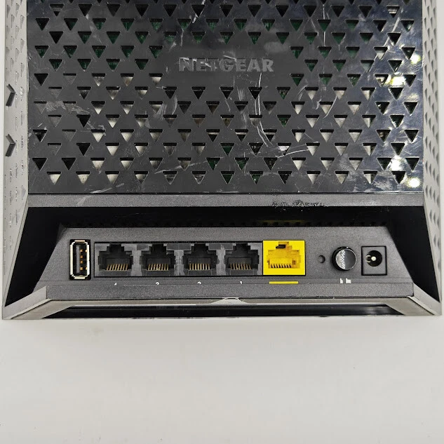 Netgear R6100 WLAN Router - Funktioniert, Gebrauchsspuren, Keine Zubehörteile - Bild 4 von 4
