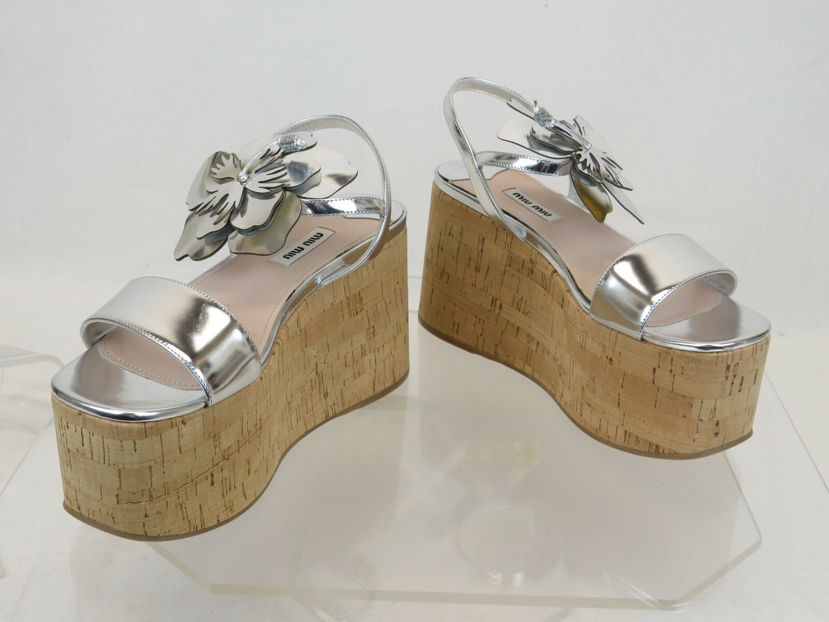 MIU MIU PRADA 5XZ346 SILVER POLISHED LEATHER FLOWER PLATFORM