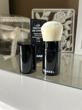 CHANEL Retractable Powder Brush BRAND NEW