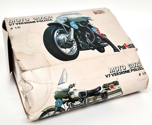 Polistil 1/15 Moto Guzzi V7 Polizia MS.108 Modellino Moto d'epoca pressofuso - Foto 2 di 12