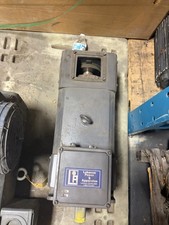 NEW NO BOX LENZE SERVO MOTOR MDFQA_112-22 MDFQA_11222 3 Phase 360V