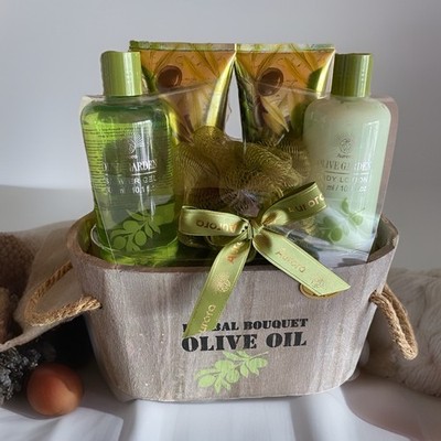Geschenkset 5-tlg. Körper baden duschen - Olive, Gel, Lotion, Peeling AURORA