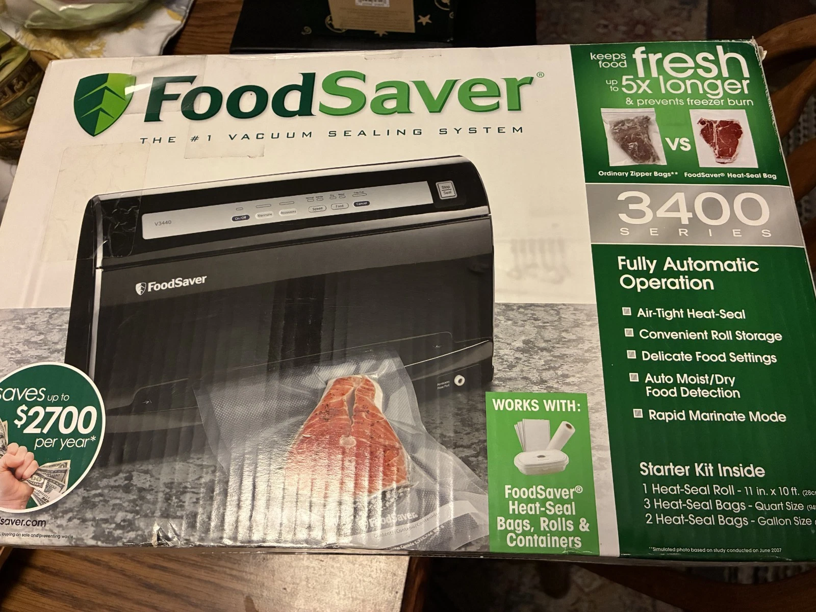FoodSaver 3400 Series Vacuum Sealing System With Bags Accessories & Orig. Box