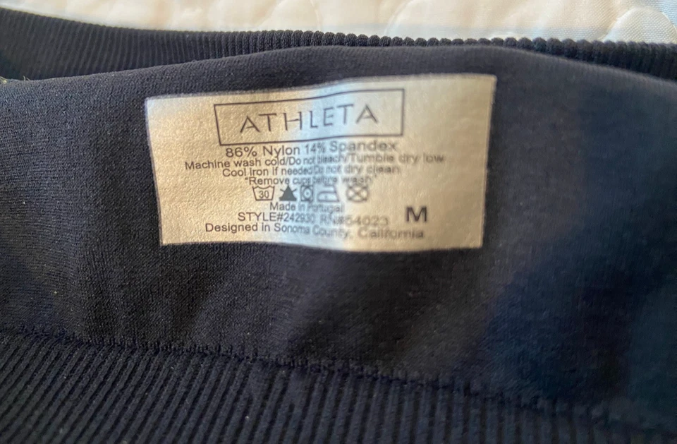 Sujetador Deportivo ATHLETA Talla M Negro con Rayas Plateadas Tirantes Espalda Yoga Gimnasio Activo Foto 4 de 4