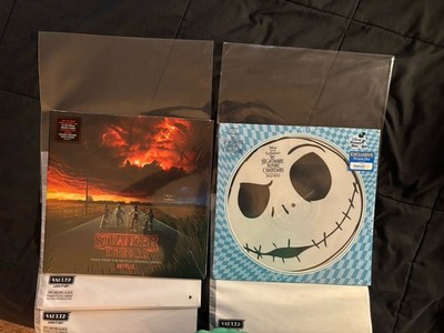 THE NIGHTMARE BEFORE CHRISTMAS(DISNEY) STRANGER THINGS-(NETFLIX) Soundtrack-LOT