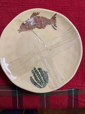 Target Threshold Beach Costal 9  Stoneware Dinner Plates Yellow Fish NWOB