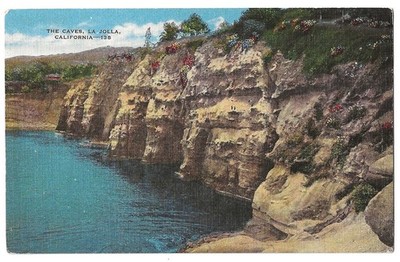 La Jolla California c1940's Caves, coastal scene, Pacific Ocean