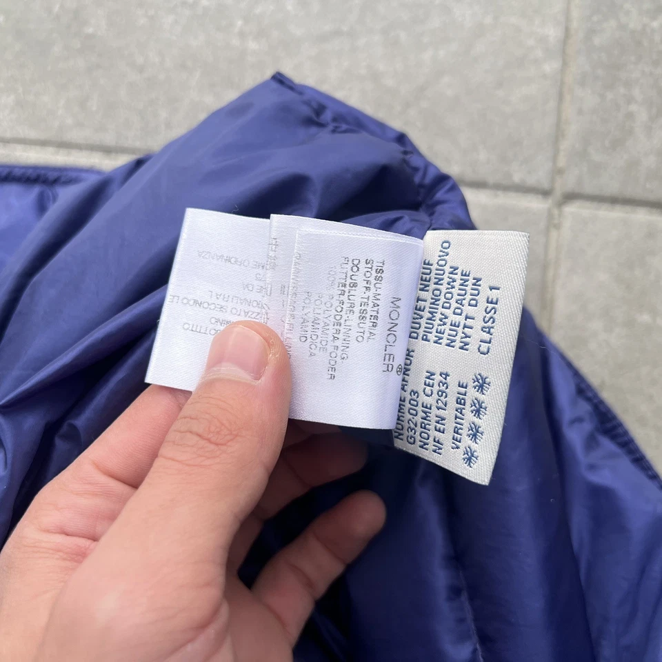 Vintage Moncler Gui Mens Blue zip logo - Image 4 of 4