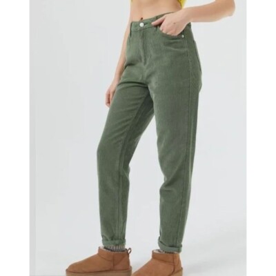 BDG URBAN OUTFITTERS high rise mom cord pants in forest green size