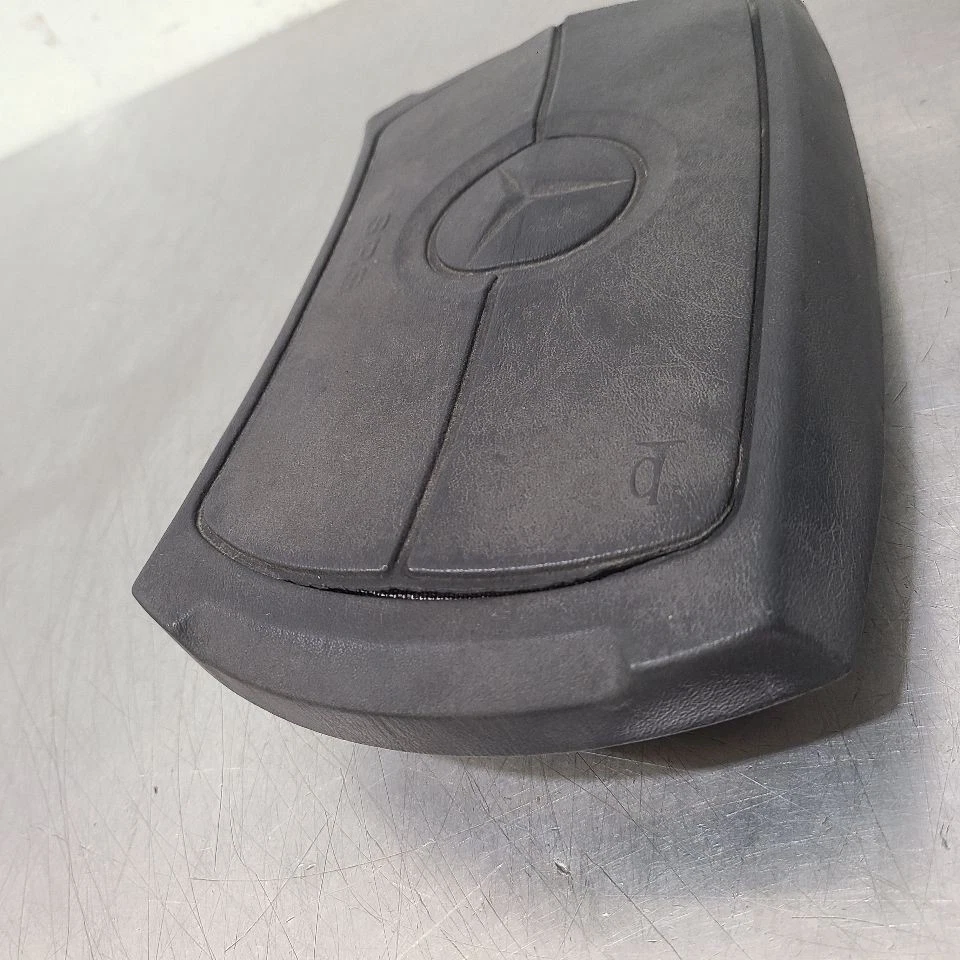 88 1988 MERCEDES-BENZ 560SL 107 TYPE STEERING WHEEL BAG PAD BLACK LEFT DRIVER - Изображение 4 из 4