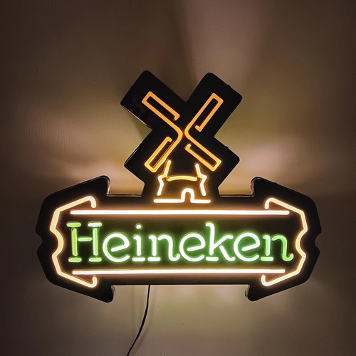 Vintage Heineken Beer Windmill Light Up Plastic Bar Sign Van Munching Co 21x17