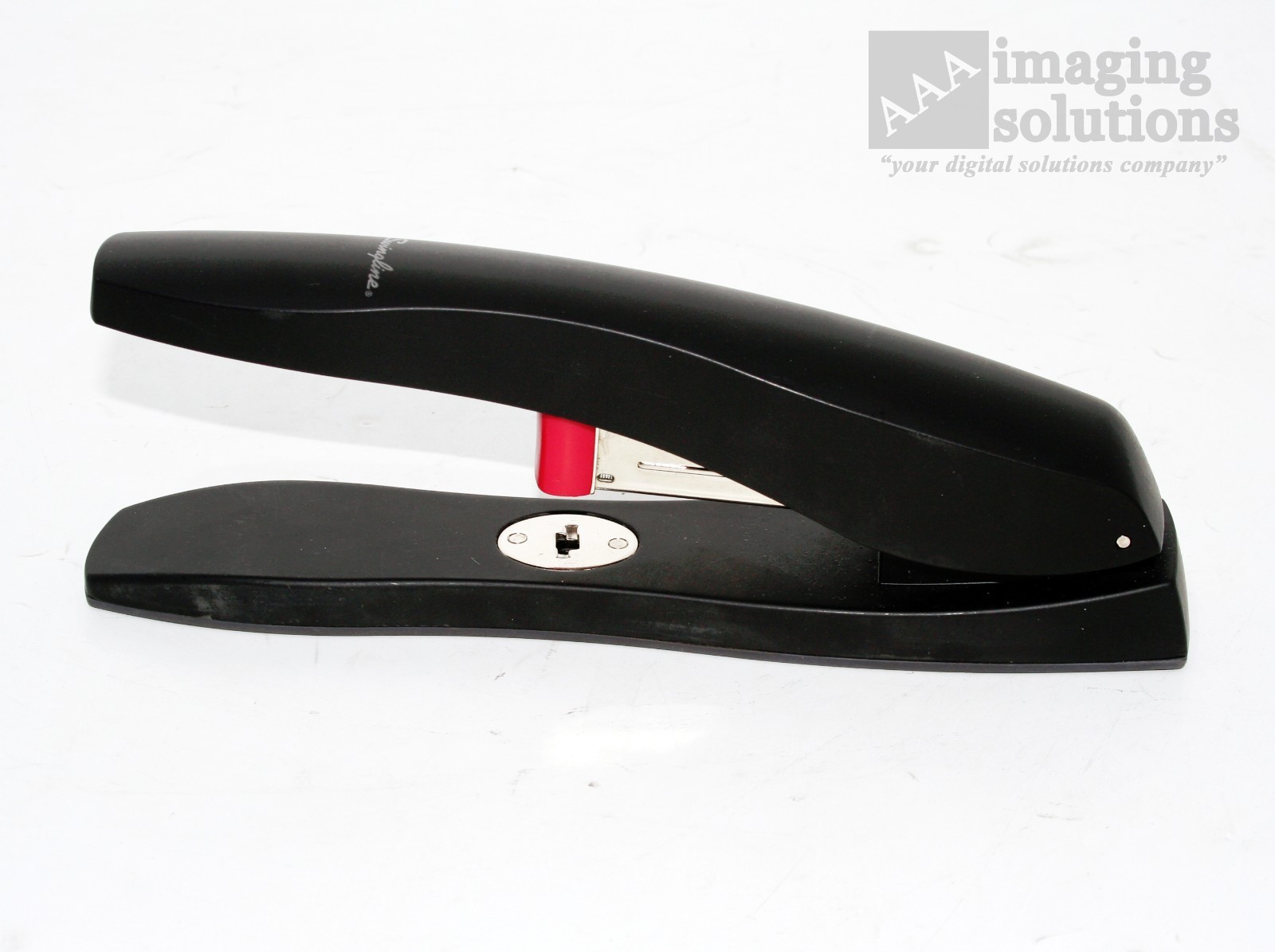 Swingline HighCapacity Desktop Stapler, Heavy Duty P/N 77701/15 upto