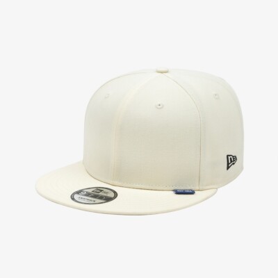 New Era ''2025'' Essential Blank Primary Snapback, Cream