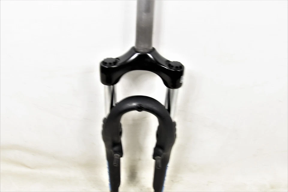 24" Suntour M3010 Bike Suspension Fork 1 1/8” 156mm Threaded Steerer V Brake Blk - Image 2 of 4