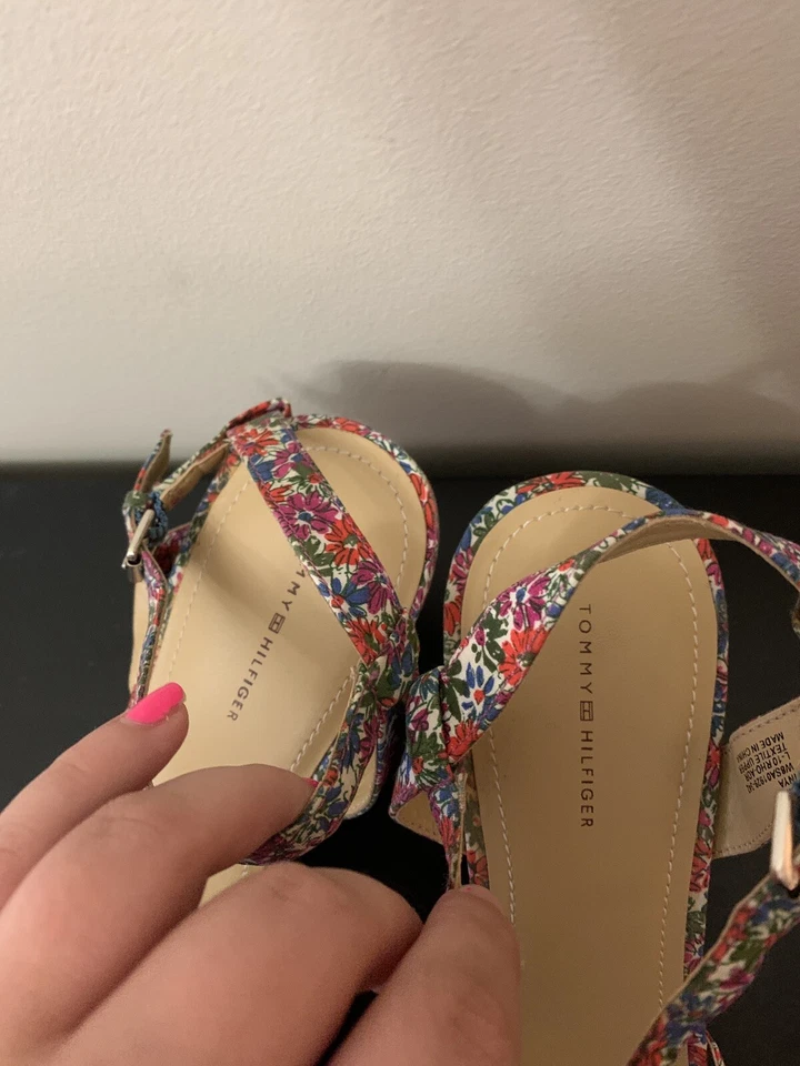 Tommy Hilfiger Zapatos Cuña Floral Tiras Cuñas Mujer 10 M Foto 3 de 4