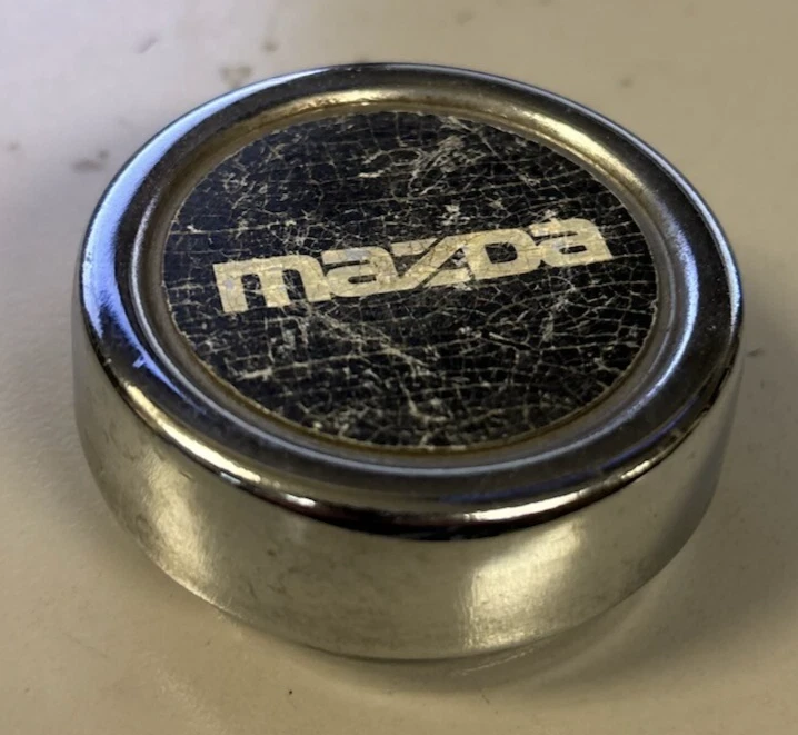 1990-1998 Mazda Protege GLC MX-3 OEM Center Hub Cap Metal # 64711 Foto 2 de 3