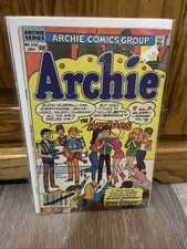 Cover of Archie #330
