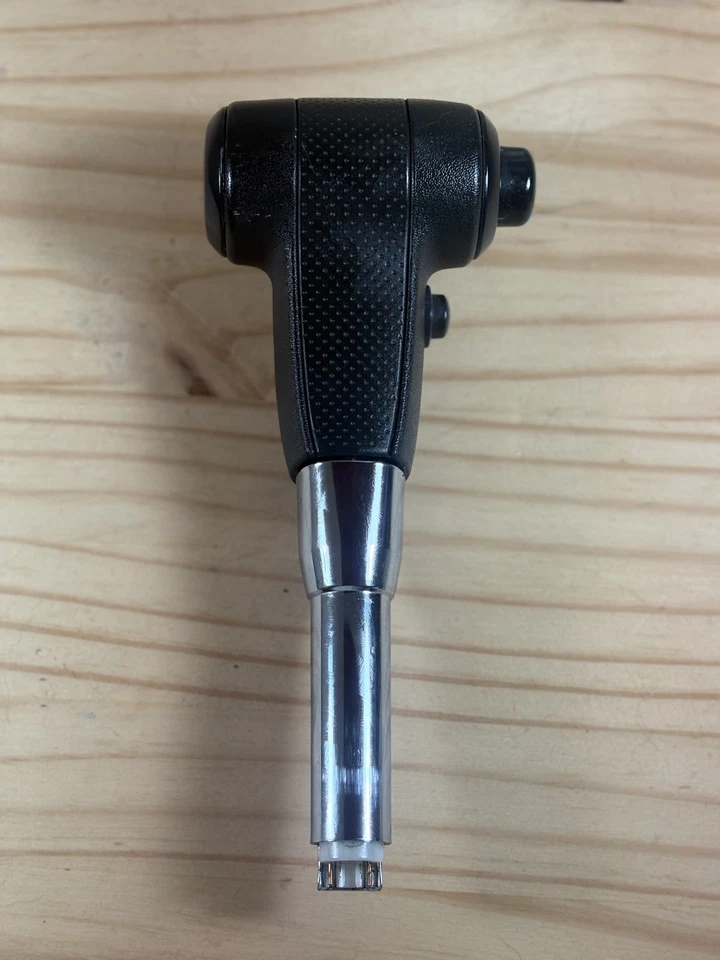 OEM 2005-2012 NISSAN XTERRA PATHFINDER FRONTIER SHIFT HANDLE SHIFTER KNOB GRAY. - Image 3 of 4