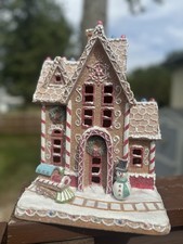 Light Up Victorian Gingerbread House 13  Snow Christmas Holidays NIB Tested