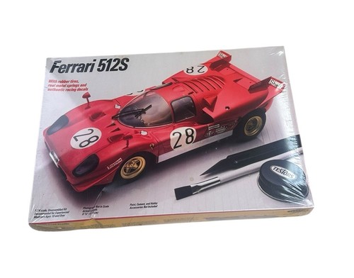 Maquette Heller 1/24 – Ferrari 512S 1986 Ickx Andretti – Réf 80747 – Rare