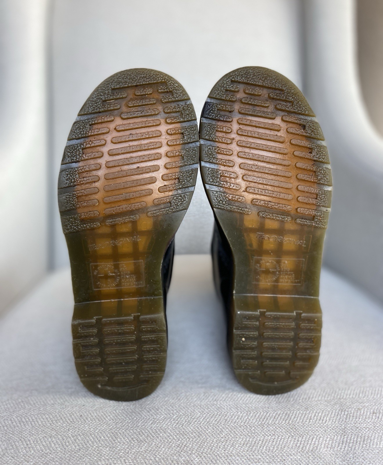 Dr Martens Black Leather Boots Women’s Size 7 AirWair Combat Doc Martens thumbnail 11