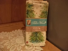 Pioneer Woman Holiday Cheer Christmas Tree Napkins Cloth Square-FOUR-RARE-NEW