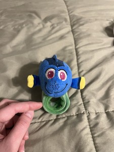 Disney Cutie Cuff Dory Series 4 Plush Slap Bracelet
