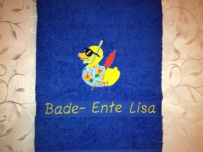 Handtuch 500 g/m² Ente 01 Name bestickt - Stickerei - Urlaub - Badeente