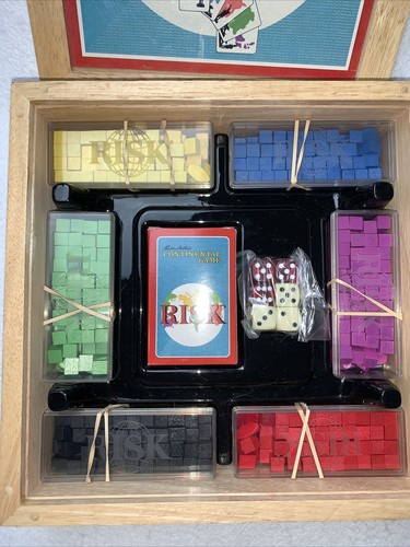 Colección de juegos de mesa vintage estantería caja de libros de madera monopolio y riesgo completa - Imagen 3 de 12