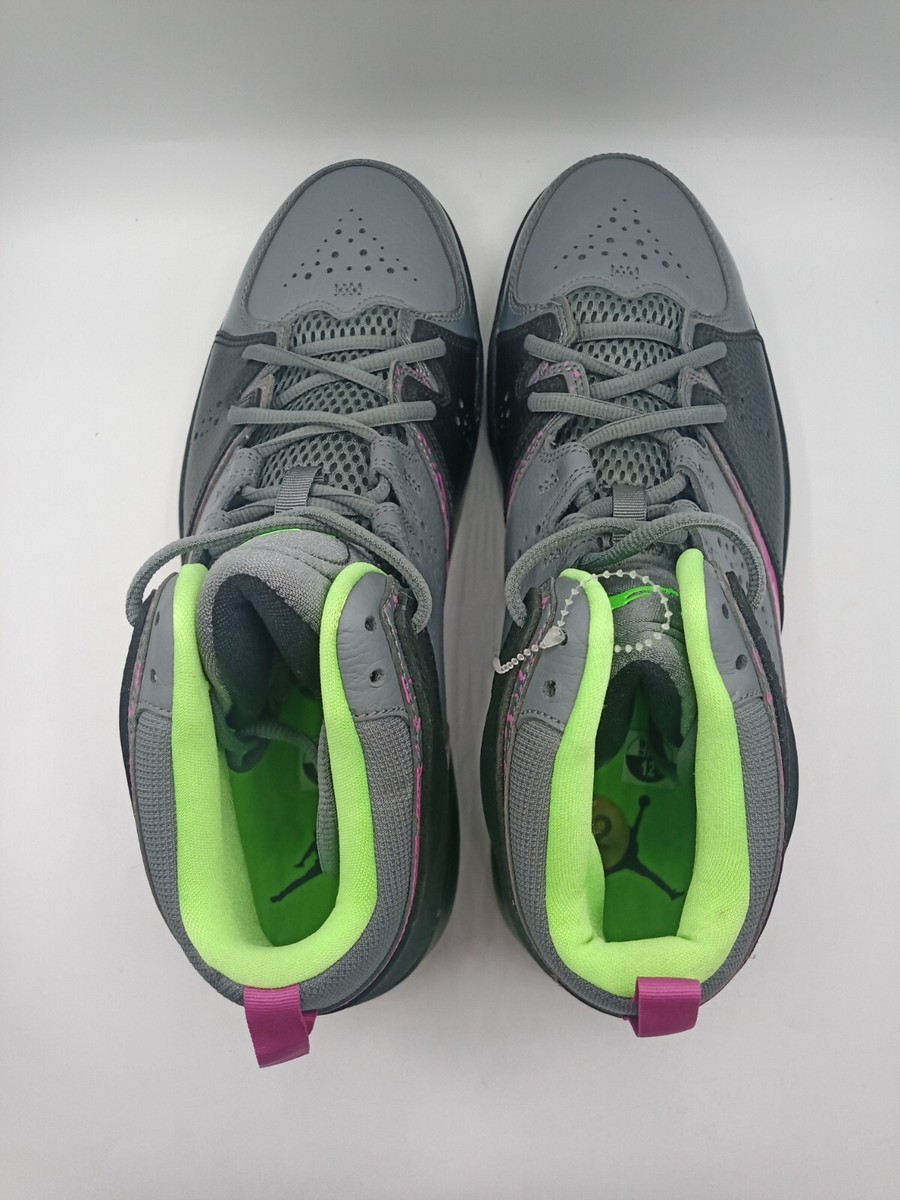 Size 12 Men display picture 2