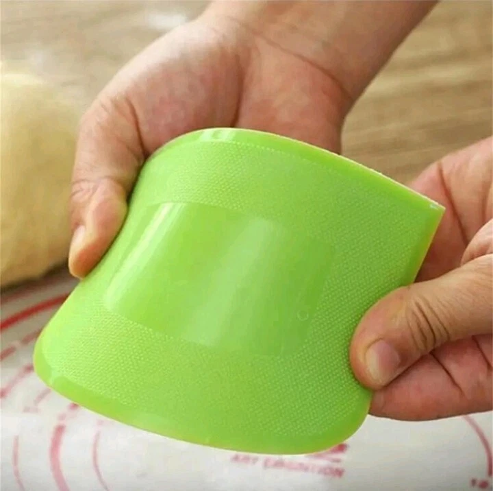 Raspador de plástico PP para herramientas para hornear de 1 pieza Foto 4 de 4