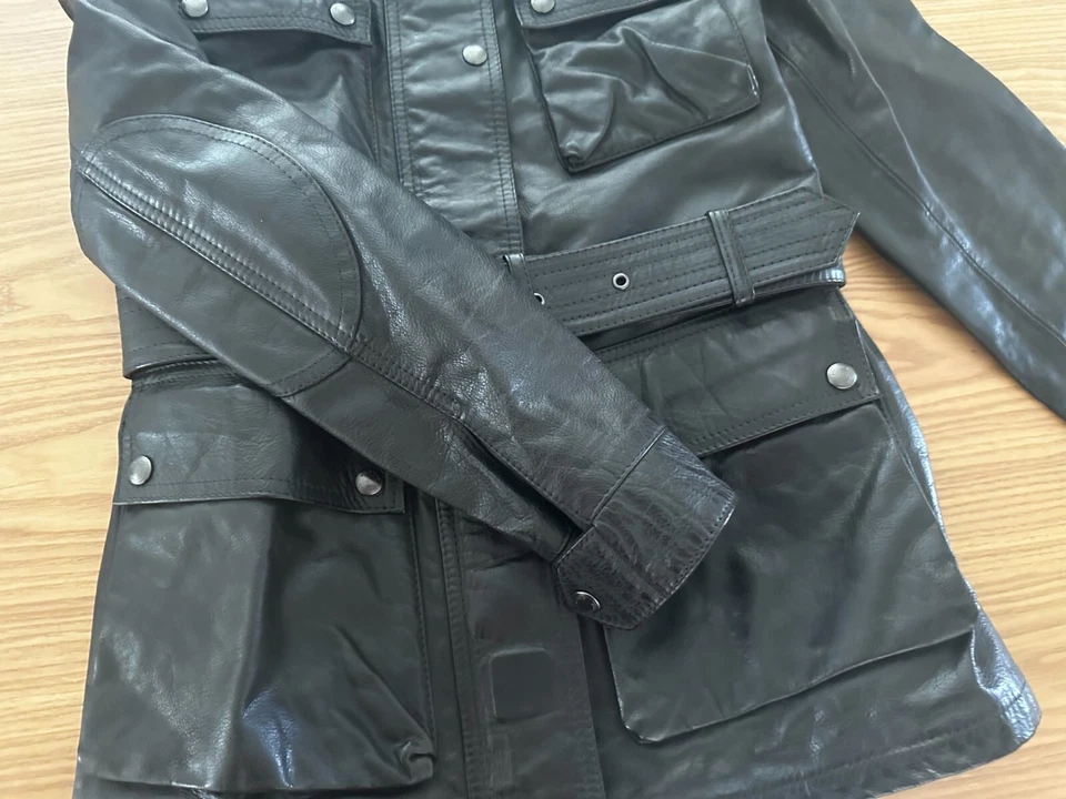 NUEVA Chaqueta Belstaff Cuero Trialmaster Panther US 2 / UK 4 / IT 36 - Precio de venta sugerido por el fabricante $1,200+ Foto 2 de 4