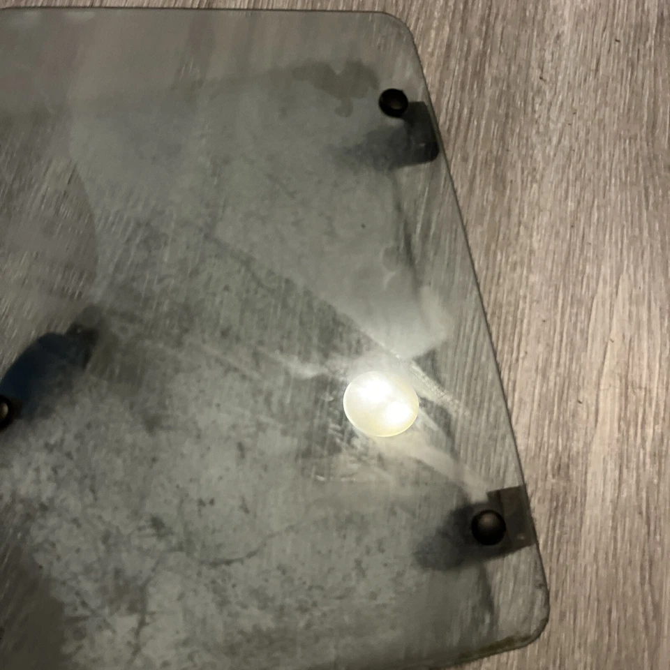 Cuarto trasero derecho de pasajero Nissan 80-86 ventana trasera de vidrio OEM Foto 3 de 4