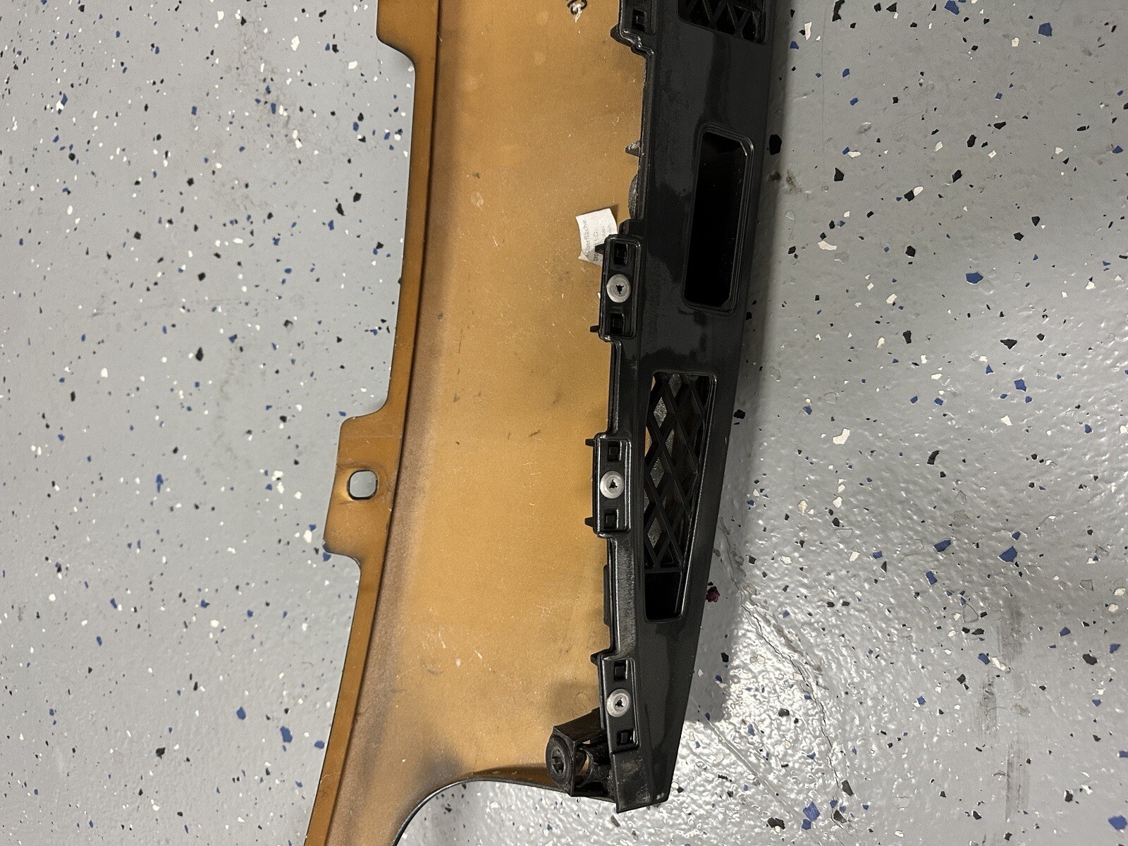 2010-2015 AUDI R8 REAR UPPER COVER OEM USED *DC488