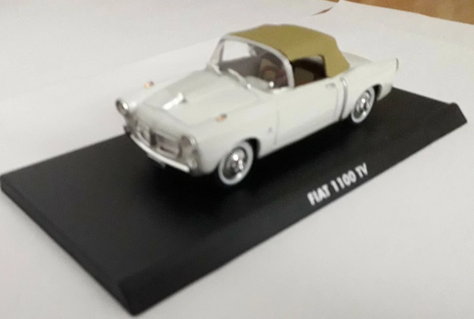 Modellino auto Starline 1:43 FIAT 1100 TV come nuovo senza scatola - Immagine 2 di 4