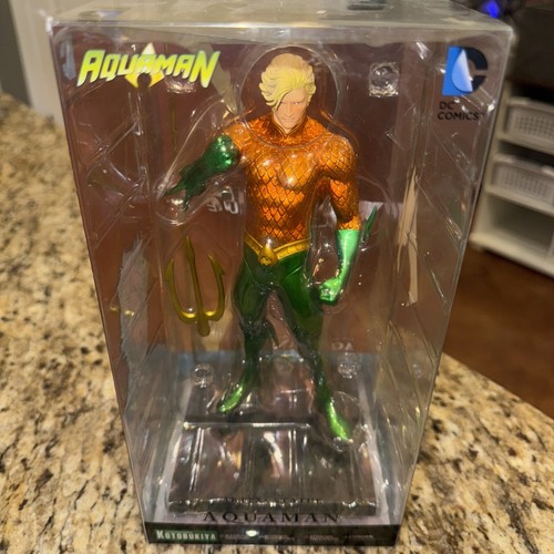NEW NIB 1:10 KOTOBUKIYA STATUE AQUAMAN JUSTICE LEAGUE THE NEW 52 ARTFX PVC - Picture 9 of 11