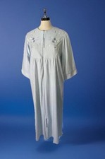 Vtg NWT Miss Elaine Blue Robe Embroidered 3/4 Sleeve Womans Size Medium NOS 90s