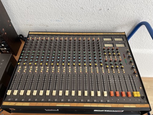 Soundcraft 200 - 16 Canaux De Mixage / Mixer / Console De Mixage "NON TESTÉE" - Foto 3 di 21
