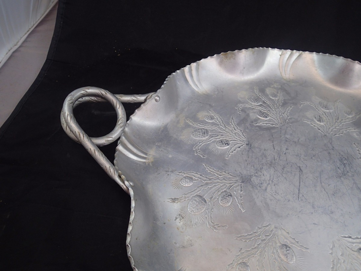 【アンティーク】Farber & Shlevin社製 ハンドメイド雑貨 Farber & Shlevin 1752 Hand Hammered Folk Art Aluminum Tray Thistle