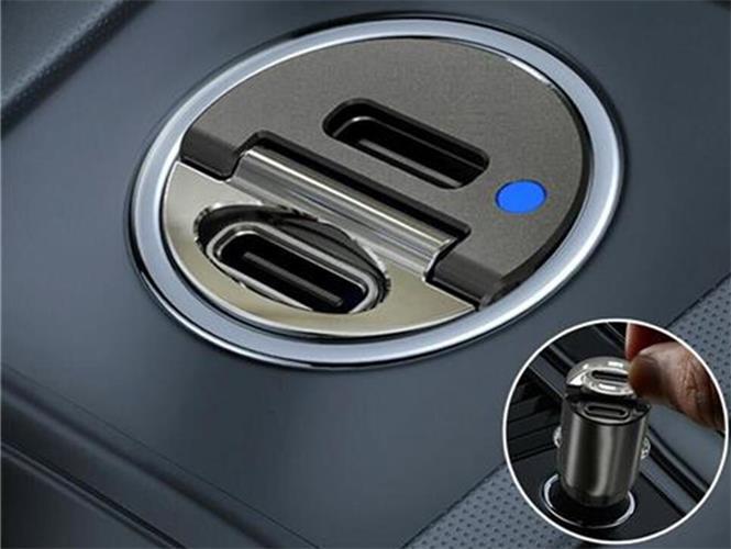 30W Black Dual USB-C PD Fast Car Charger Adapter
