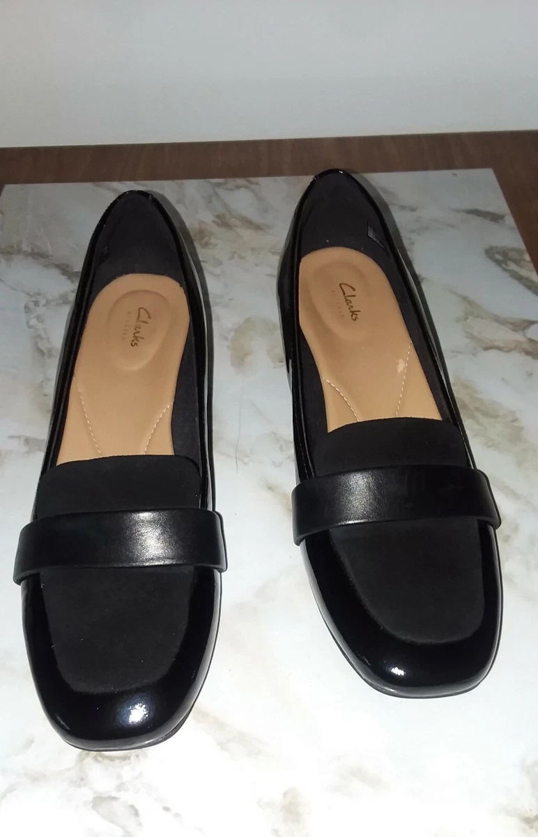 CLARKS ARTISAN Tealia Elva Pumps BLACK PATENT LEATHER HEELS Size