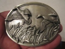 1983 MALLARD DRAKE BIRDS BELT BUCKLE - 3 1/2" X 2 1/2" - HEAVY - GW-1