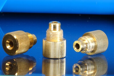 8 Stück FineArts A9009 Lautsprecher Schraube f. A9000 A903 od. als Ersatz A9009